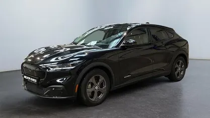 Usado Ford Mustang Mach-E Standard Range 197 kW (269 HP) 2023 SUV