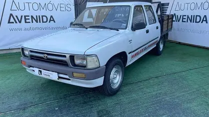 Usado Toyota HiLux 83 HP (61 kW) 1993 Branco Pickup