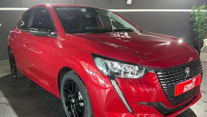 Usado Peugeot 208 Allure 101 HP (74 kW) 2021 Citadino