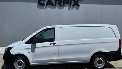Branco Usado 2019 Mercedes Vito Van | € 23.999 (Preço justo)