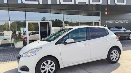 Usado Peugeot 208 Active 102 HP (75 kW) 2020 Branco Citadino