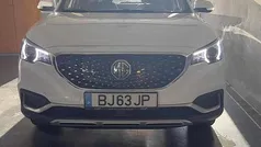 Branco Usado 2021 MG ZS Sedan | € 20.000 (Preço justo)