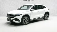 Branco Usado 2021 Mercedes EQA250 AMG line SUV | € 34.750 (Preço justo)