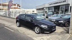 Usado 2015 Volvo V40 Momentum Carrinha | € 12.400 (Preço justo)