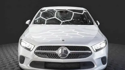 Usado 2021 Mercedes A180 Citadino | € 26.450 (Super Preço)