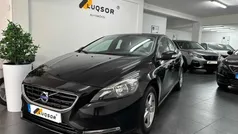 Usado 2015 Volvo V40 Kinetic Carrinha | € 12.750 (Preço justo)