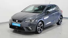 Cinzento Usado 2023 Seat Ibiza Citadino | € 17.790 (Preço justo)