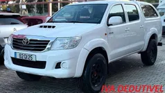 Branco Usado 2015 Toyota HiLux Pickup | € 26.990 (Preço justo)