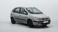 Cinza Usado 2000 Renault Scénic Monovolume | € 990