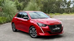 Vermelho Usado 2022 Peugeot 208 Allure Citadino | € 17.900 (Preço justo)