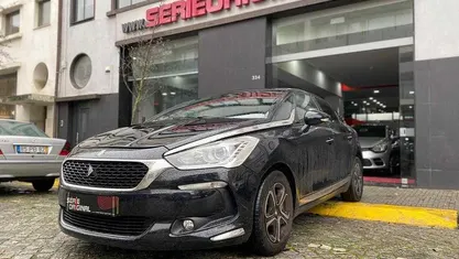 Preto Usado 2015 Citroën DS5 Citadino | € 9.850 (Preço justo)