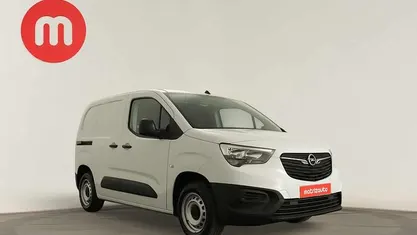 Branco Usado 2023 Opel Combo | € 18.999 (Preço justo)