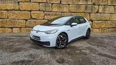 Branco Usado 2021 VW ID.3 Pro Citadino | € 25.500 (Preço justo)
