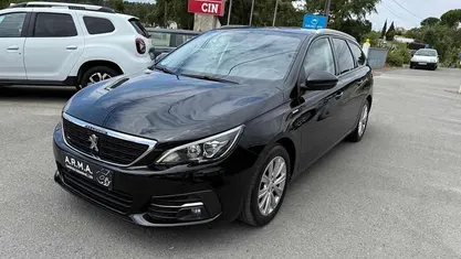 Usado Peugeot 308 SW 130 HP (95 kW) 2019 Carrinha