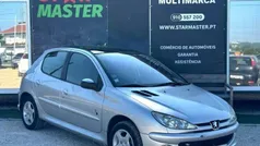 Cinza Usado 2004 Peugeot 206 Citadino | € 3.280 (Preço justo)