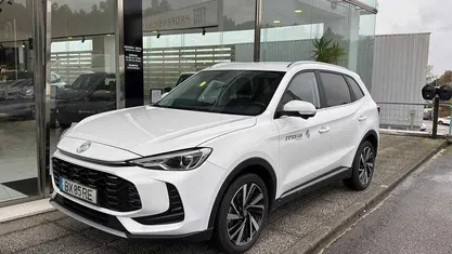 Usado 2025 MG ZS Luxury SUV | € 27.850 (Preço justo)