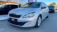 Cinza Usado 2017 Peugeot 308 Allure Carrinha | € 9.900 (Preço justo)