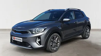 Usado Kia Stonic 100 HP (73 kW) 2024 Cinza SUV