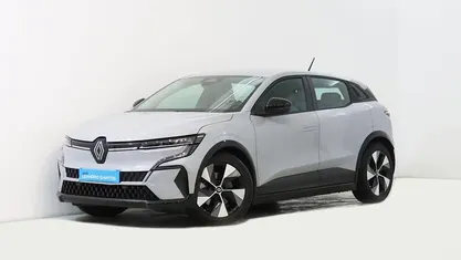 Cinzento Usado 2022 Renault Mégane IV | € 23.900 (Preço justo)