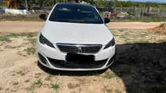 Branco Usado 2015 Peugeot 308 Citadino | € 16.000