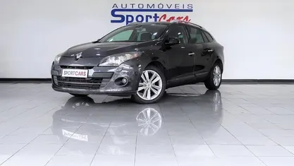 Cinzento Usado 2010 Renault Mégane III Carrinha | € 8.450 (Preço justo)