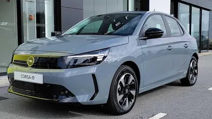 Usado 2025 Opel Corsa-e Edition Citadino | € 25.500 (Preço justo)