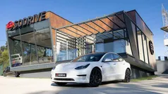 Branco Usado 2021 Tesla Model 3 Sedan | € 24.900 (Preço justo)