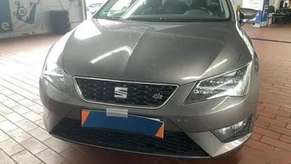 Cinzento Usado 2014 Seat Leon | € 16.990 (Preço justo)