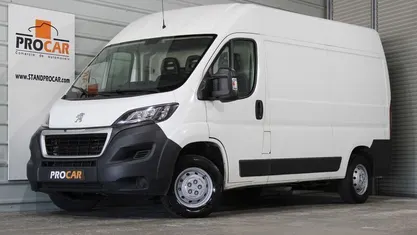 Usado Peugeot Boxer Premium 160 HP (117 kW) 2019 Van