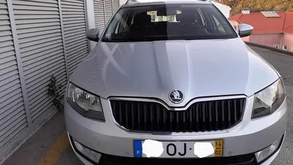 Usado 2014 Skoda Octavia Carrinha | € 10.000 (Preço justo)