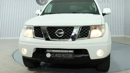 Usado Nissan Navara 171 HP (125 kW) 2008 Pickup