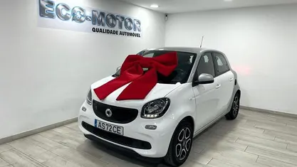 Branco Usado 2018 Smart ForFour Electric Drive Prime | € 10.900 (Preço justo)