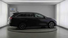 Cinzento Usado 2024 Kia Ceed Sportswagon Sport Carrinha | € 22.490 (Preço justo)