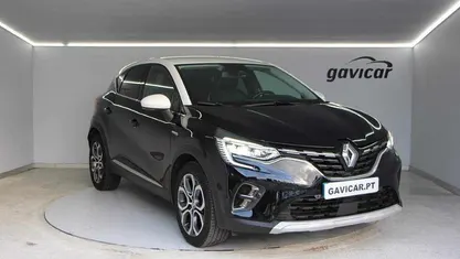 Usado 2023 Renault Captur SUV | € 18.450 (Preço justo)