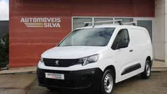 Branco Usado 2021 Peugeot Partner Monovolume | € 13.490 (Preço justo)