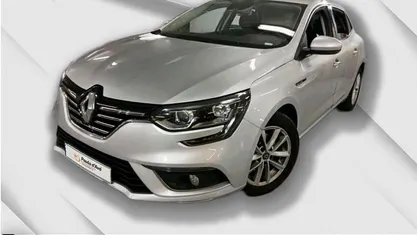 Cinzento Usado 2018 Renault Mégane IV | € 13.700 (Preço justo)