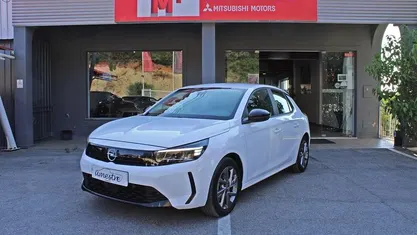 Branco Usado 2024 Opel Corsa | € 18.750 (Preço justo)