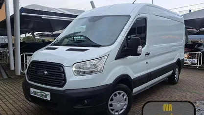 Usado Ford Transit Trend 130 HP (95 kW) 2017 Branco Sedan
