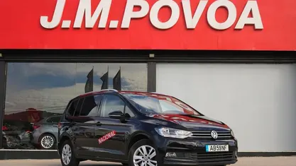 Preto Usado 2020 VW Touran Monovolume | € 23.990 (Preço justo)