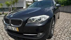 Cinzento Usado 2010 BMW 520 Sedan | € 12.500 (Preço justo)