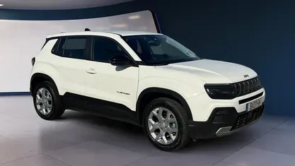 Outro Usado 2024 Jeep Avenger Altitude SUV | € 21.800 (Preço justo)