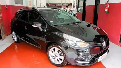 Usado Renault Clio GrandTour LIMITED 90 HP (66 kW) 2017 Carrinha
