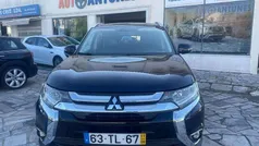 Azul Usado 2017 Mitsubishi Outlander SUV | € 15.990 (Preço justo)