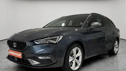 Usado Seat Leon 204 HP (150 kW) 2023 Cinzento