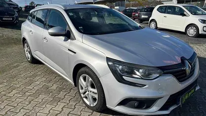 Usado 2017 Renault Mégane IV Carrinha | € 13.990 (Preço justo)