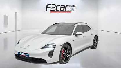 Branco Usado 2023 Porsche Taycan Sedan | € 73.990 (Super Preço)