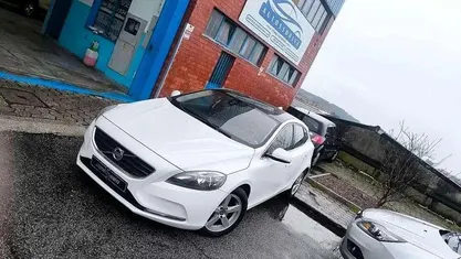 Usado 2014 Volvo V40 Momentum Citadino | € 10.700 (Preço justo)
