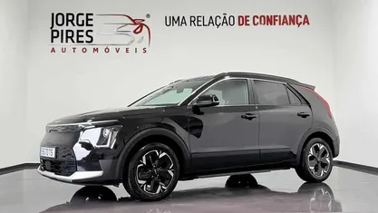 Preto Usado 2024 Kia Niro SUV | € 29.990 (Preço justo)