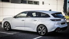 Branco Usado 2022 Peugeot 308 Carrinha | € 26.990 (Preço justo)