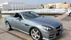 Cinzento Usado 2012 Mercedes SLK250 AMG Cabrios | € 22.000